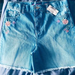 New!  Girls Jean Shorts sz 14